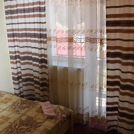 Inn Hotel Yaremche *